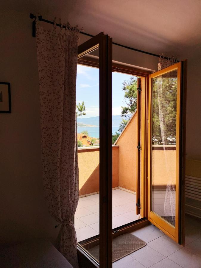 Apartments Lili Baška Екстериор снимка
