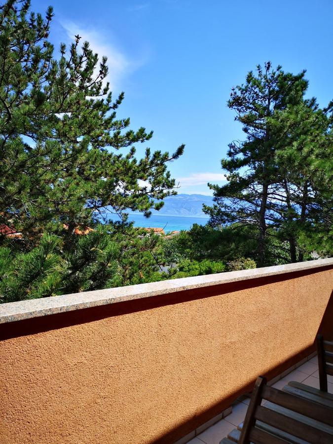 Apartments Lili Baška Екстериор снимка