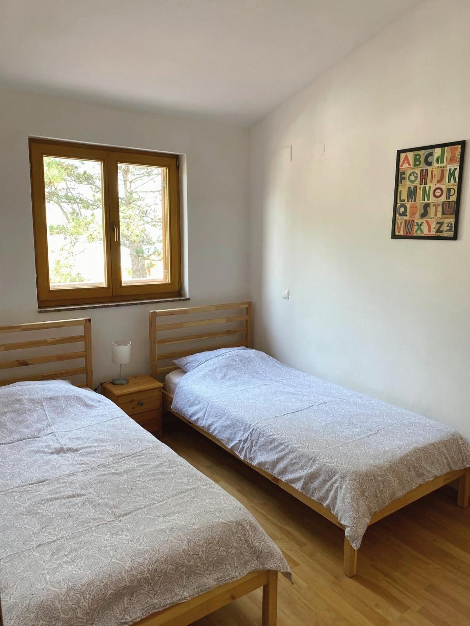 Apartments Lili Baška Екстериор снимка