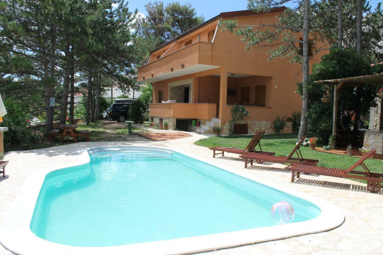 Apartments Lili Baška Екстериор снимка